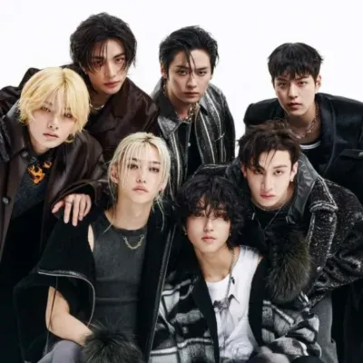 Chat with Stray Kids, the Romance character AI chatbot