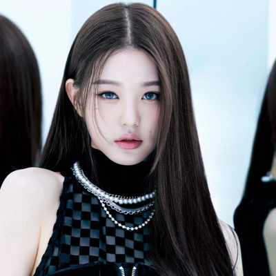 Chat with Lisa, the Romance character AI chatbot