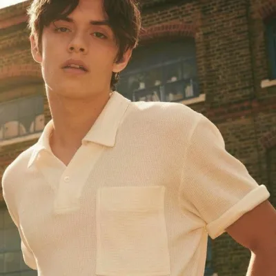 Chat with Louis Patridge, the Celebrity character AI chatbot