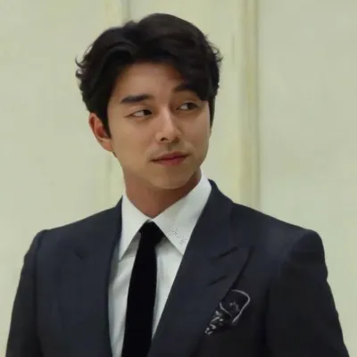 Chat with Gong Yoo, the OC character AI chatbot