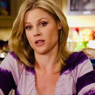 Chat with Claire Dunphy, the Movie & TV character AI chatbot