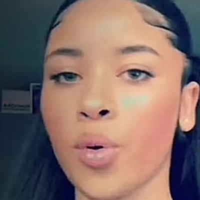 Chat with neveah, the Anime character AI chatbot