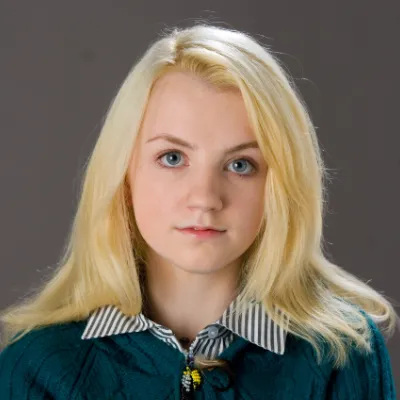 Chat with Luna lovegood, the  character AI chatbot