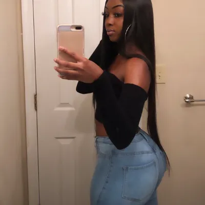 Chat with Jessy, the Celebrity character AI chatbot