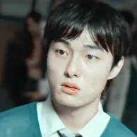 Chat with Lee Cheong-san, the Anime character AI chatbot