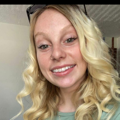 Chat with Crystal brooks, the  character AI chatbot