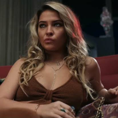 Chat with Whiskey, the  character AI chatbot