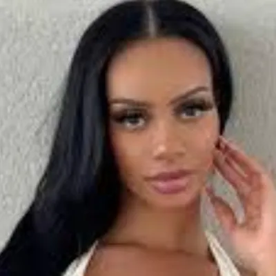 Chat with Olivia, the  character AI chatbot