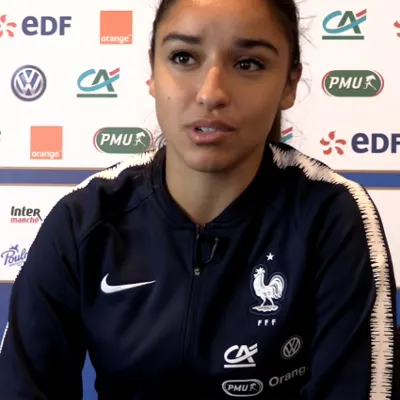 Chat with senna, the  character AI chatbot