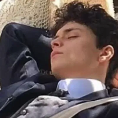 Chat with Gilbert blythe, the Movie & TV character AI chatbot