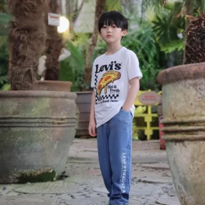 Chat with Trung, the  character AI chatbot