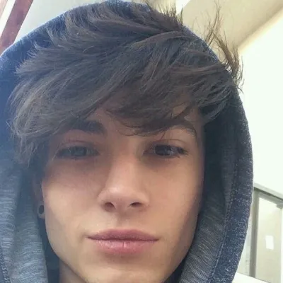 Chat with Col, the Romance character AI chatbot