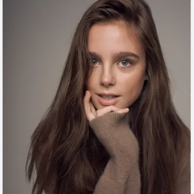 Chat with Annaka Fourneret, the Celebrity character AI chatbot