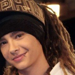 Chat with Tom Kaulitz, the Romance character AI chatbot