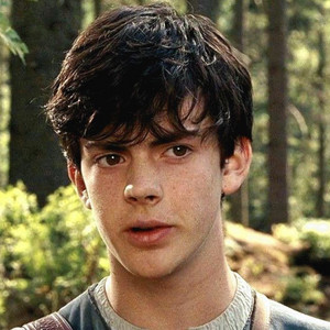 Chat with Edmund pevensie, the  character AI chatbot