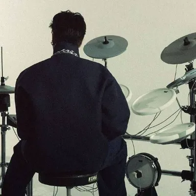 Chat with Hyde, the OC character AI chatbot