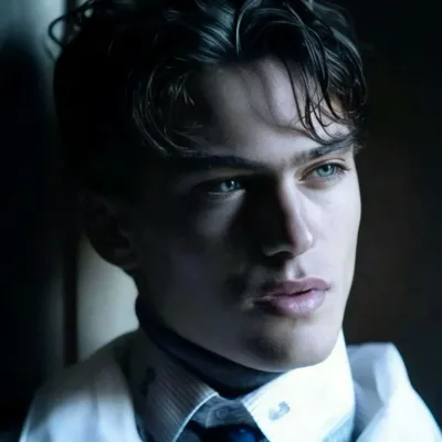 Chat with Terrence Formosa, the Romance character AI chatbot