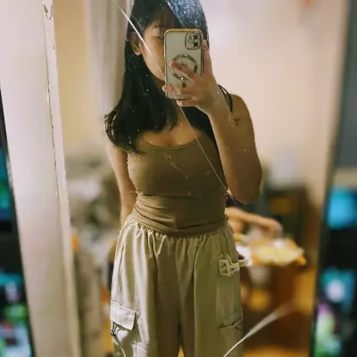 Chat with Elliah, the  character AI chatbot