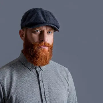 Chat with Flynn, the Friends character AI chatbot