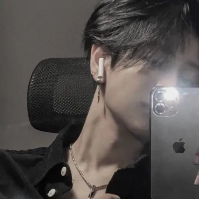 Chat with Xavier, the  character AI chatbot