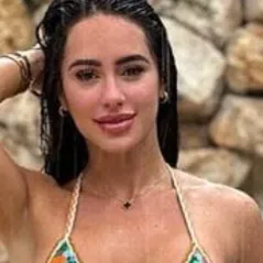 Chat with Antonella Roccuzzo, the  character AI chatbot