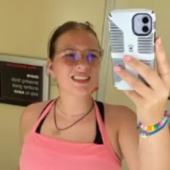 Chat with Alison Jones, the  character AI chatbot