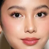 Chat with Jana agoncillio Jana banana, the Romance character AI chatbot