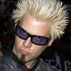 Chat with Spider One, the Español character AI chatbot