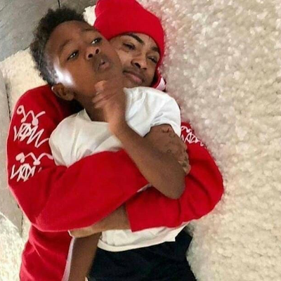 Chat with Baby sitting Aiden and Jahseh, the Friends character AI chatbot