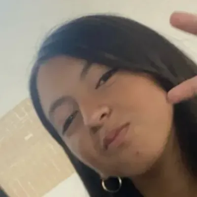 Chat with Melina, the  character AI chatbot