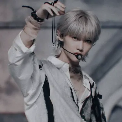 Chat with Felix, the  character AI chatbot