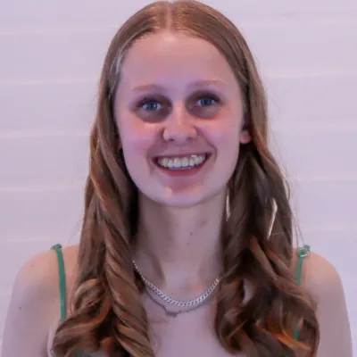 Chat with Marie Winberg, the  character AI chatbot