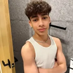 Chat with Ferran Espada, the Anime character AI chatbot