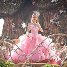 Chat with Glinda, the  character AI chatbot