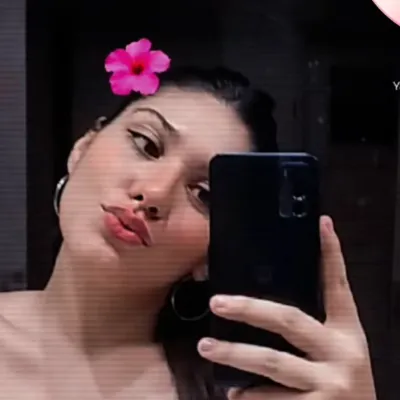 Chat with Oriana, the Romance character AI chatbot