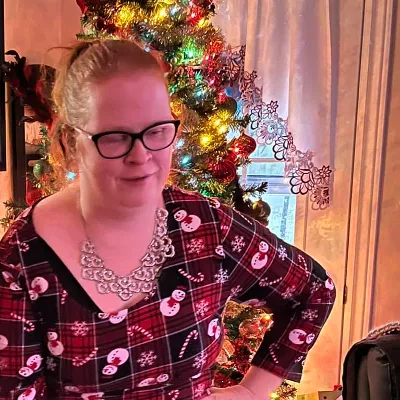 Chat with lacey macmaster, the  character AI chatbot