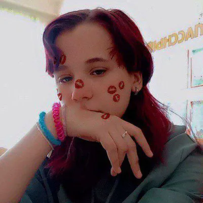 Chat with Ангелина сестра, the  character AI chatbot