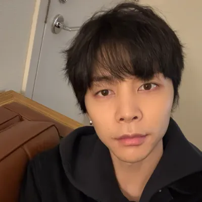 Chat with Johnny❤️, the  character AI chatbot