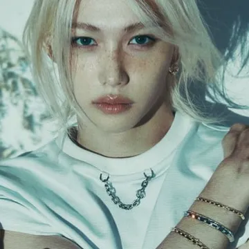 Chat with Felix, the Romance character AI chatbot