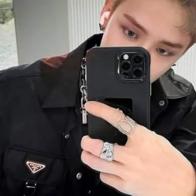 Chat with Bangchan, the  character AI chatbot