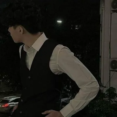 Chat with Robin, the Anime character AI chatbot