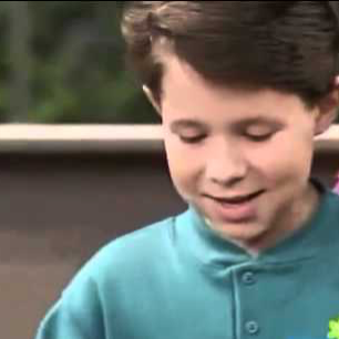 Chat with Kenneth (Kenny) Kelly, the Anime character AI chatbot