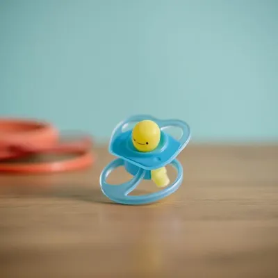 Chat with Hypnotic Pacifier, the  character AI chatbot