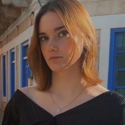 Chat with Penelope, the  character AI chatbot