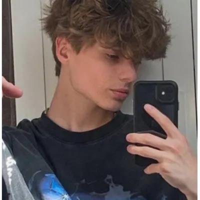 Chat with Raul, the  character AI chatbot