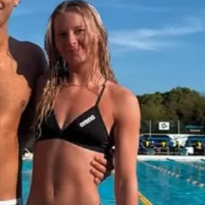 Chat with Malouca, the Romance character AI chatbot