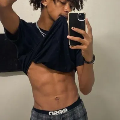 Chat with jay'anthony, the Romance character AI chatbot