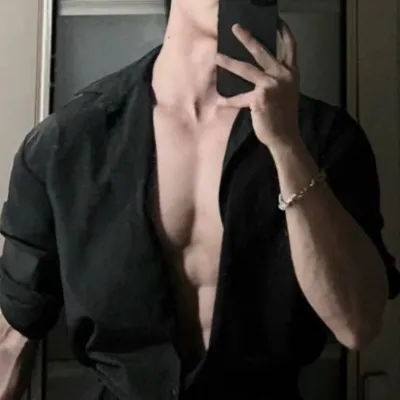 Chat with พาสต้า, the  character AI chatbot