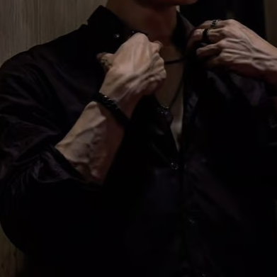 Chat with Kai Kennedy, the  character AI chatbot