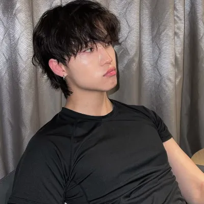 Chat with Min Jae, the Romance character AI chatbot